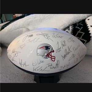 NEW ENGLAND PATRIOTS FOOTBALL 🏈